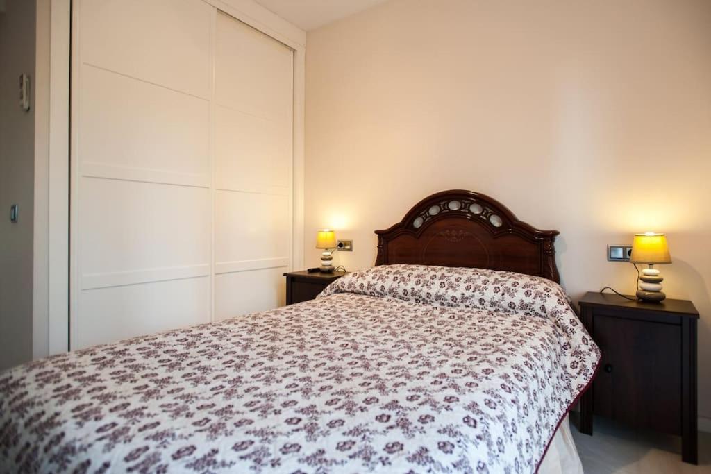 Appartement Amplio Piso En Nervion, Excelente Zona De La Ciudad. Séville