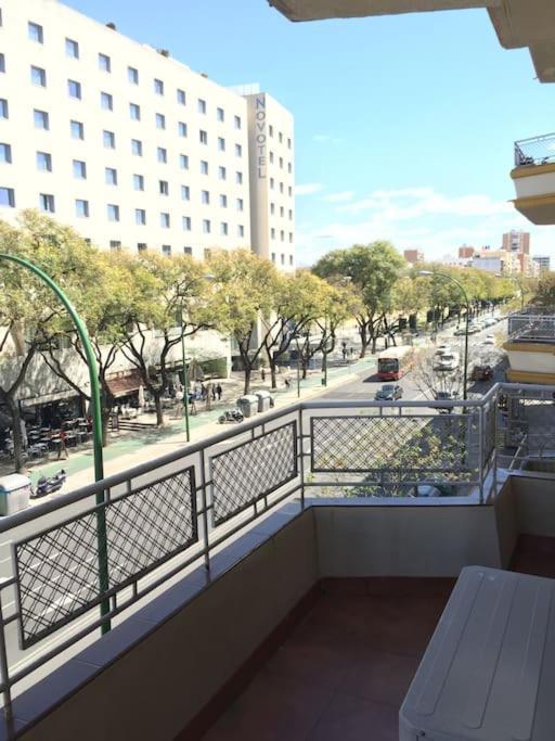 Appartement Amplio Piso En Nervion, Excelente Zona De La Ciudad. *